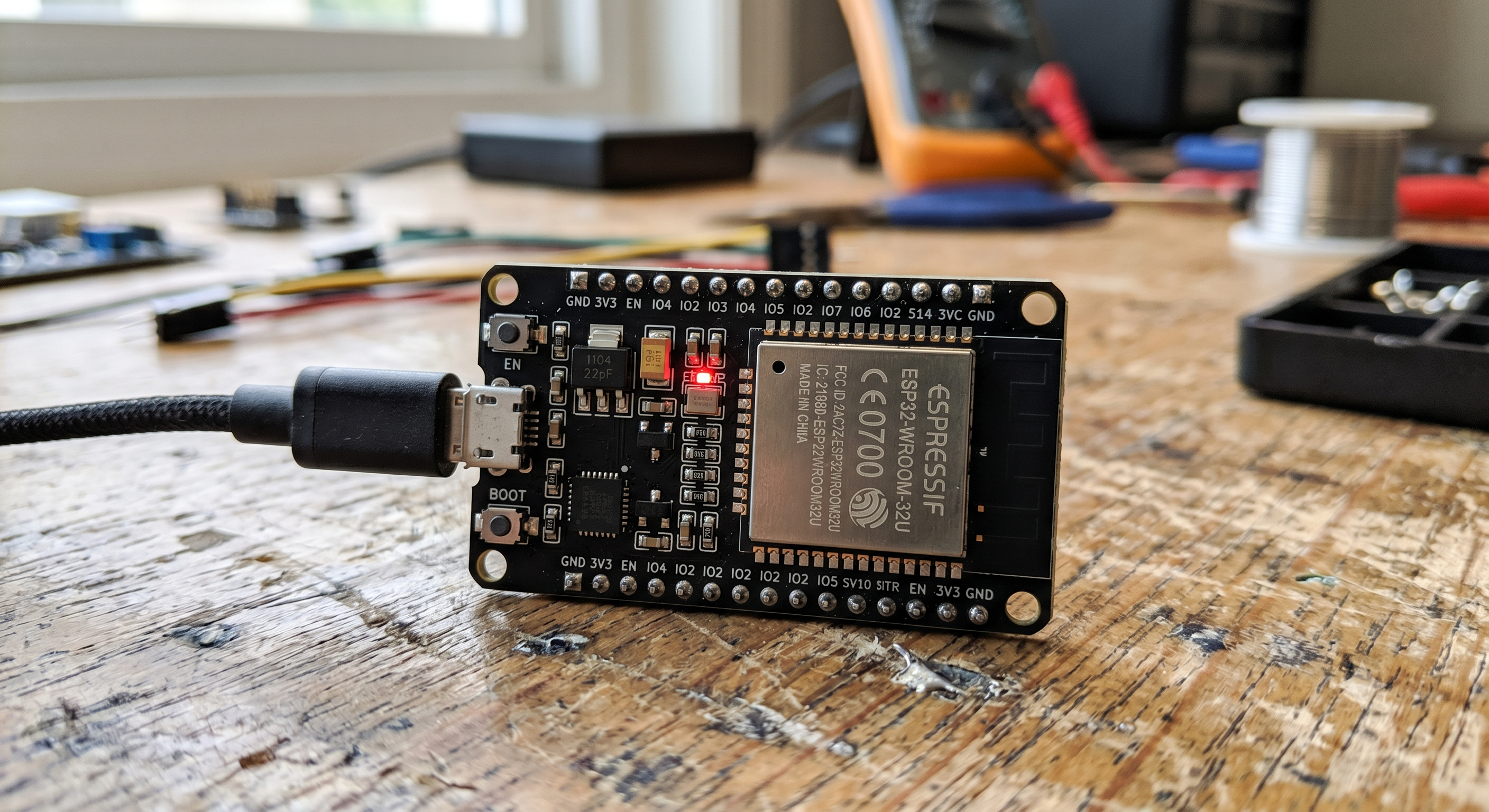 Módulo ESP32 Wi-Fi e Bluetooth